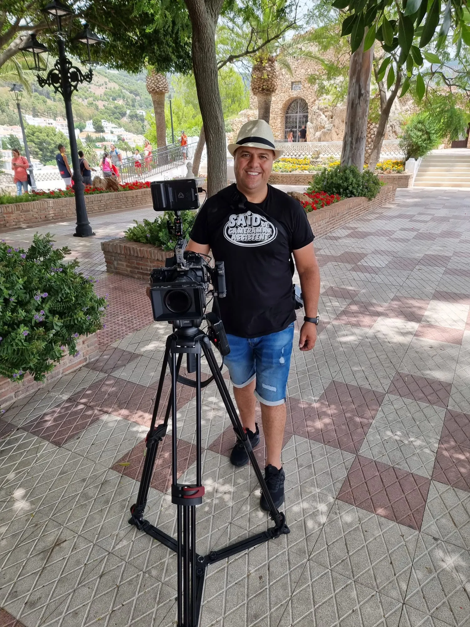 Saïd Bounadir als cameraman met Sony A7V